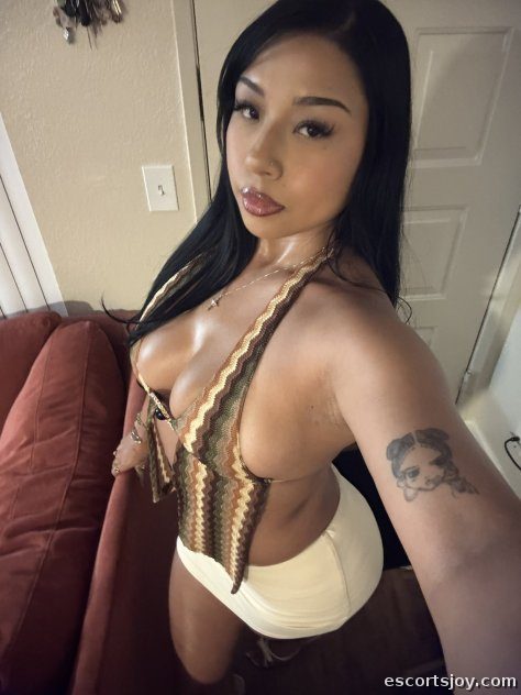 Daisy - I’m available for long and short fun