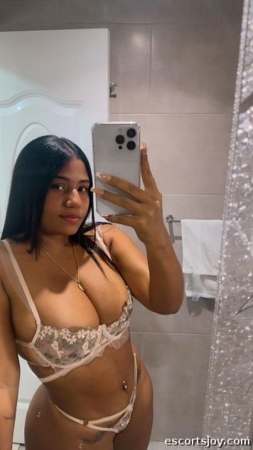 Jennifer - Latina available to please you face to face payment  (216) 342-2565