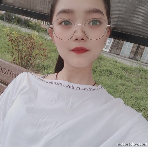 XO Asian Freak - Verified & dripping for you – Text 4696643420 💦🍆