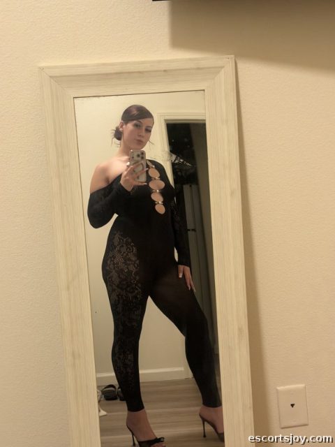 Molly - Super Sexy and Sweet